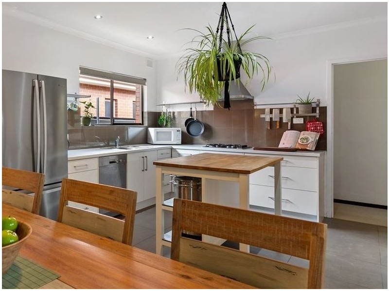 2A Hawke Street, Albert Park SA 5014