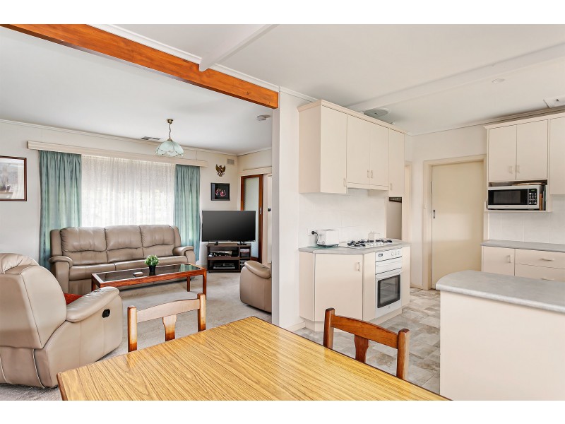 8 Rex Avenue, Gilles Plains SA 5086