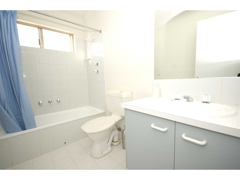 4/7  Tim Hunt Way, Peterhead SA 5016