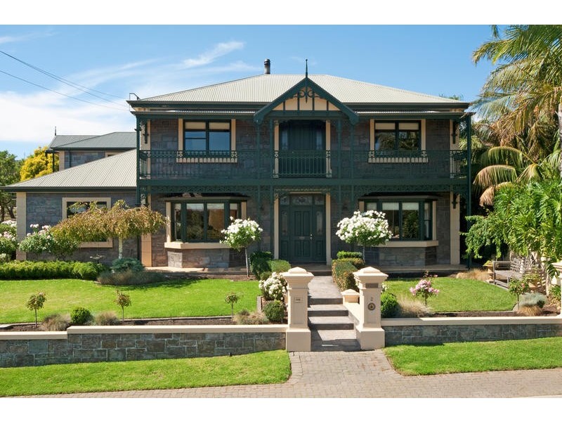 2 Rawson Penfold Drive, Rosslyn Park SA 5072