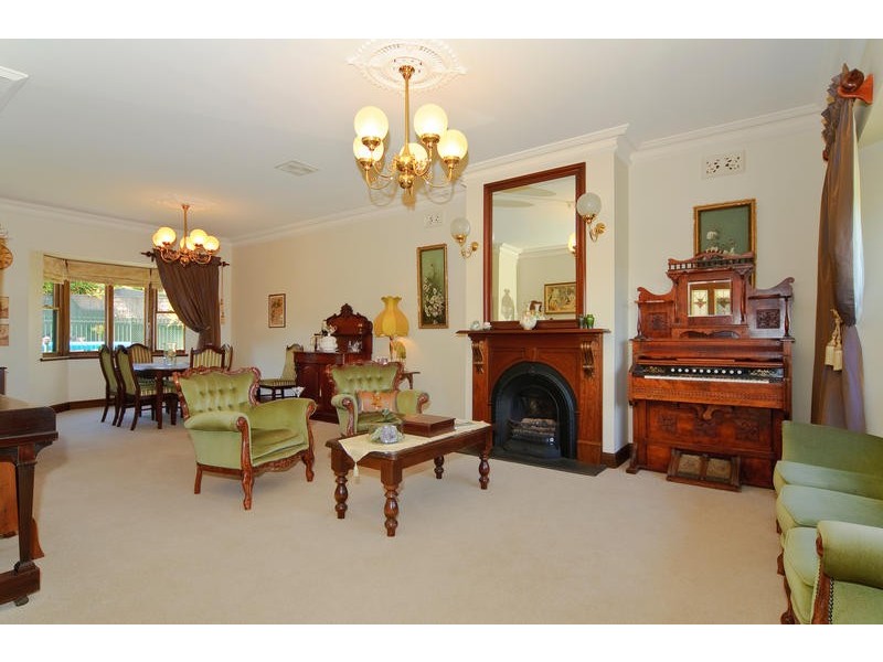 2 Rawson Penfold Drive, Rosslyn Park SA 5072