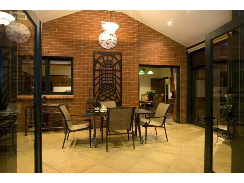 2 Rawson Penfold Drive, Rosslyn Park SA 5072