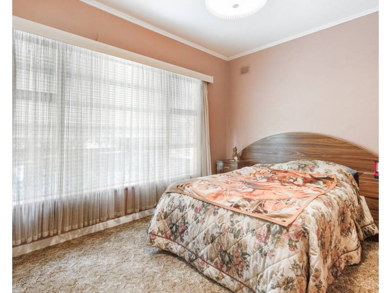 11 Amanda Avenue, Findon SA 5023