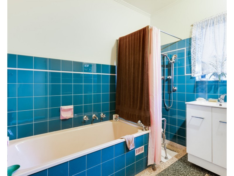 11 Amanda Avenue, Findon SA 5023