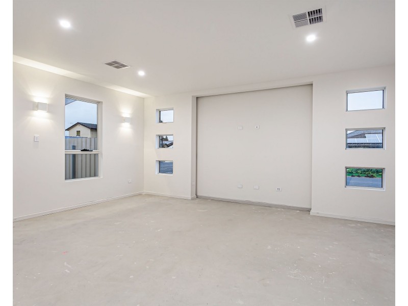 67 Sir Ross Smith Avenue, North Haven SA 5018