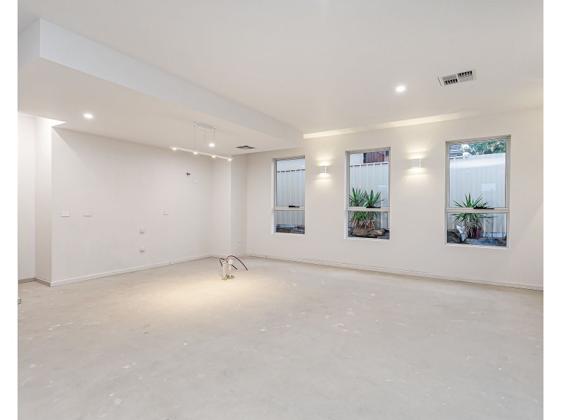 67 Sir Ross Smith Avenue, North Haven SA 5018