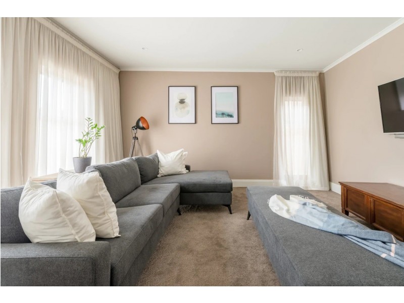 27 Emily Street, Birkenhead SA 5015