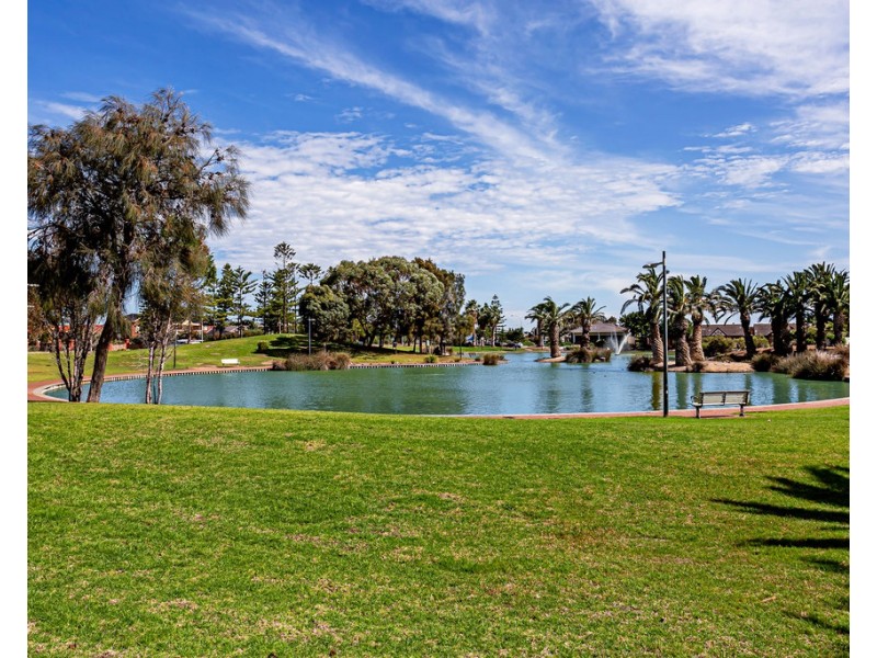 15 Blue Sails Court, West Lakes SA 5021