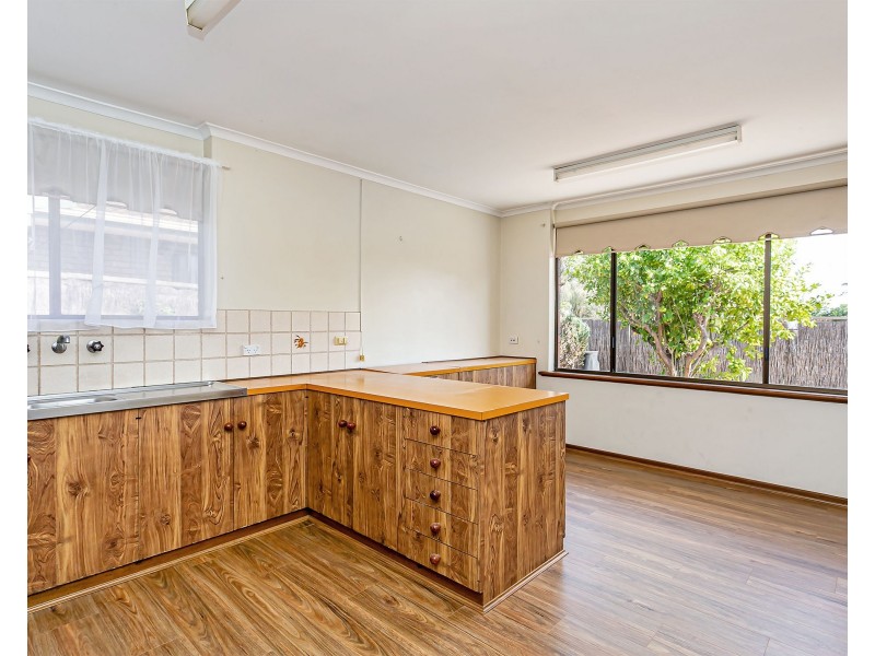 15 Blue Sails Court, West Lakes SA 5021