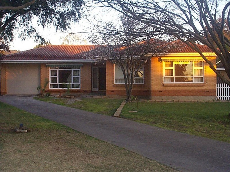3 Forest Place, Rostrevor SA 5073