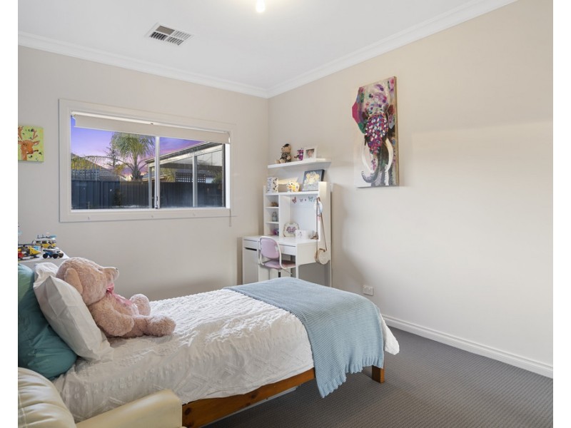 33 Malwa Street, Osborne SA 5017