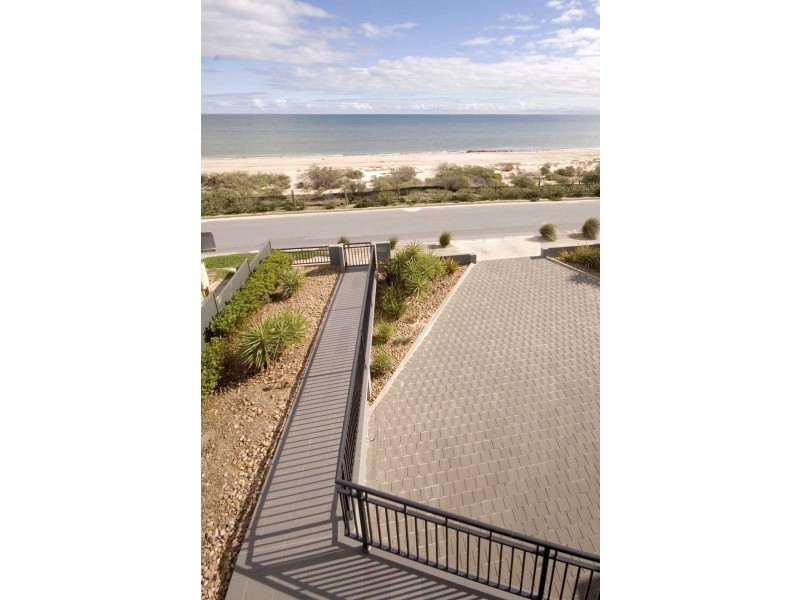 1/399 Esplanade, Semaphore Park SA 5019