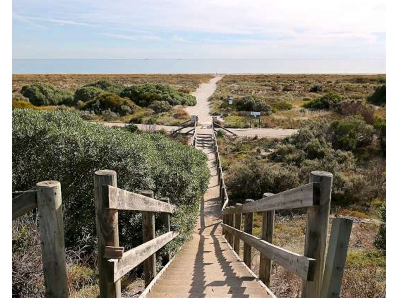 23 Ormiston Court, Taperoo SA 5017