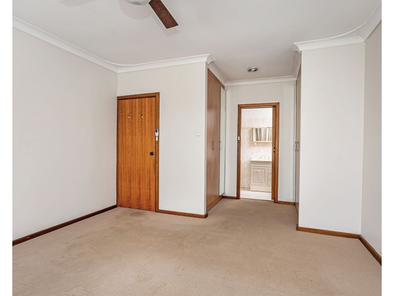 25 Manly Circuit, West Lakes Shore SA 5020