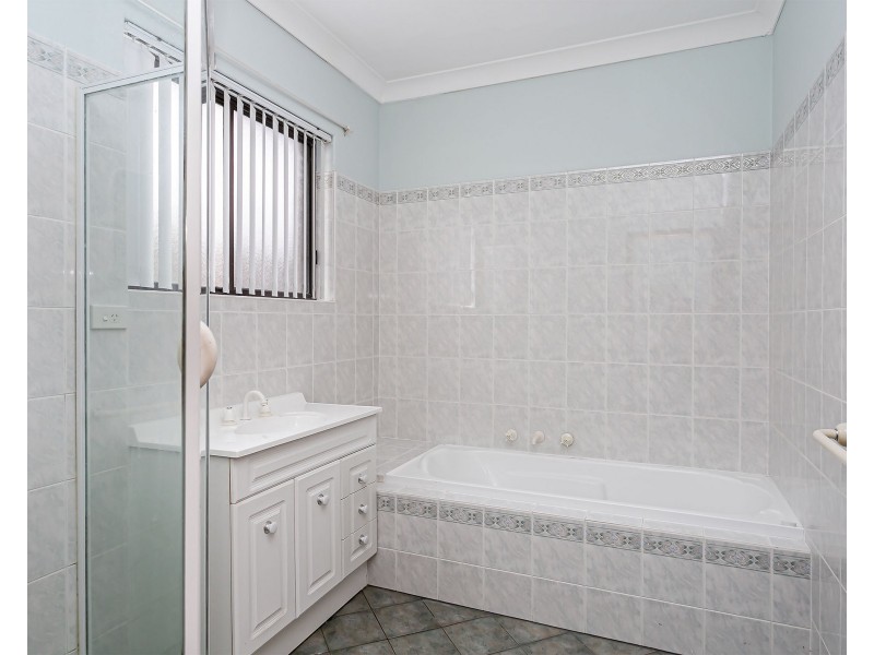 25 Manly Circuit, West Lakes Shore SA 5020