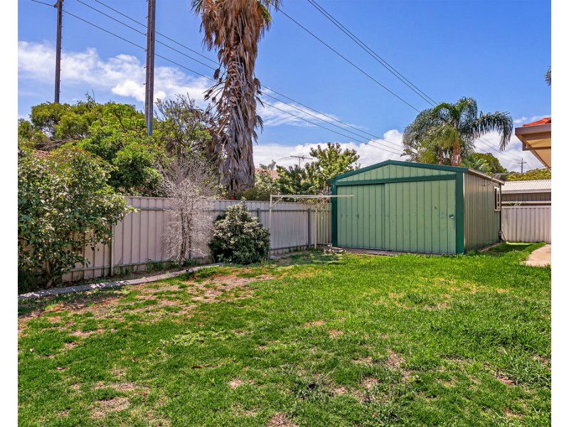 25 Manly Circuit, West Lakes Shore SA 5020