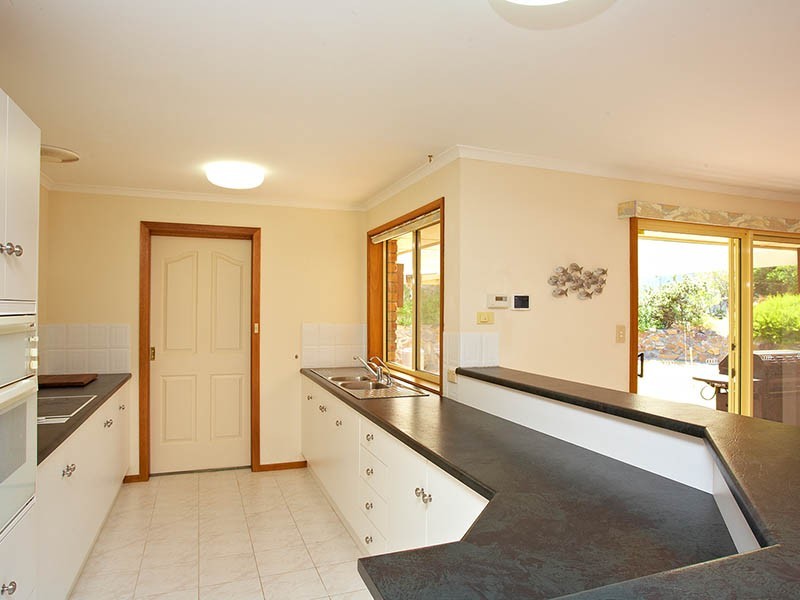 14 Hazel Street, Goolwa Beach SA 5214