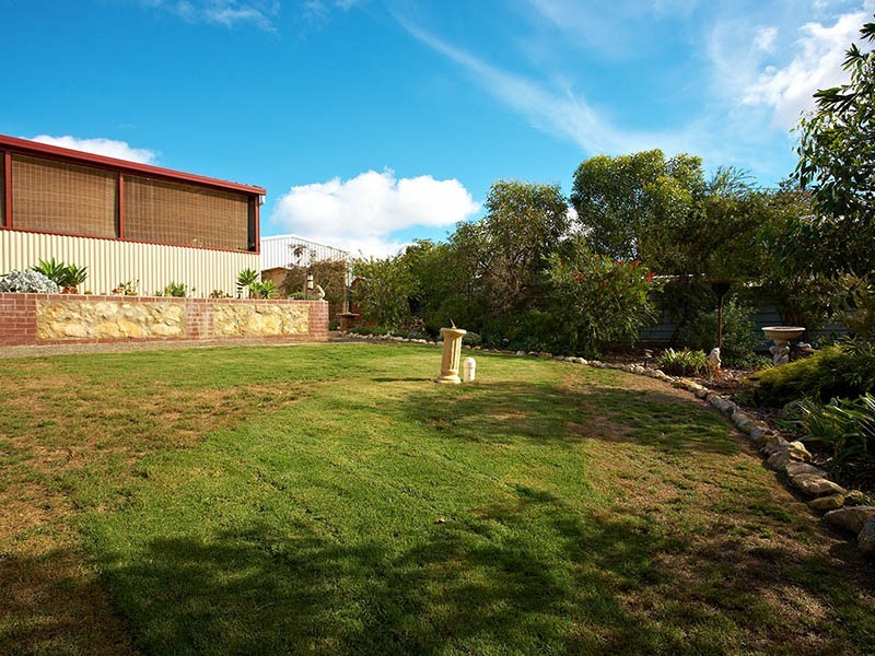 4 Edgewater Road, Clayton SA 5256