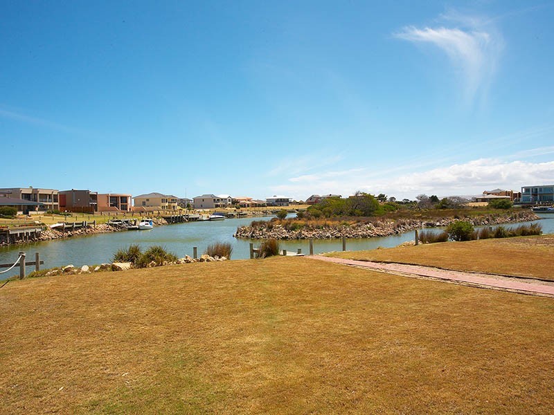 6 Ariel Court, Hindmarsh Island SA 5214