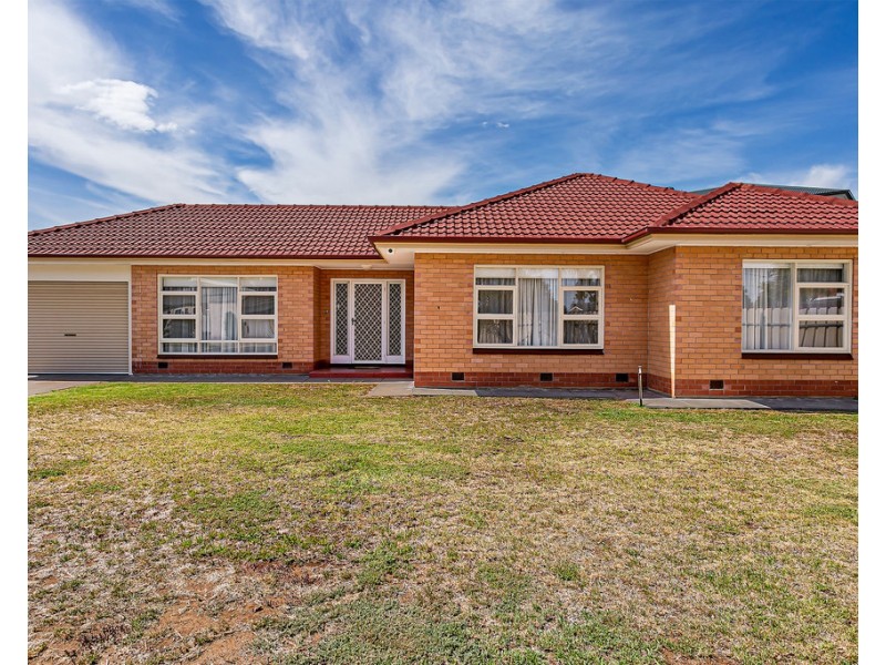 1 Robins Avenue, Findon SA 5023