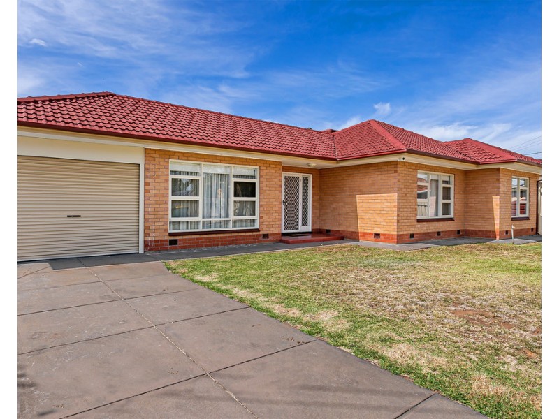 1 Robins Avenue, Findon SA 5023
