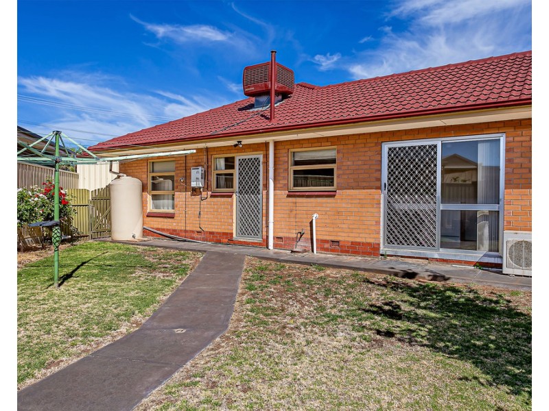 1 Robins Avenue, Findon SA 5023