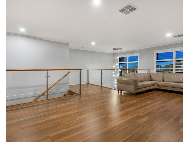 827 Military Road, North Haven SA 5018