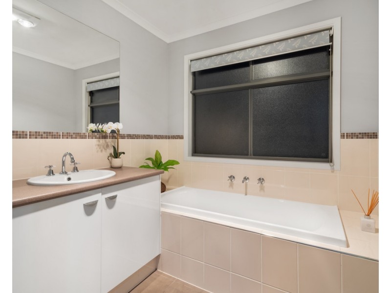 827 Military Road, North Haven SA 5018