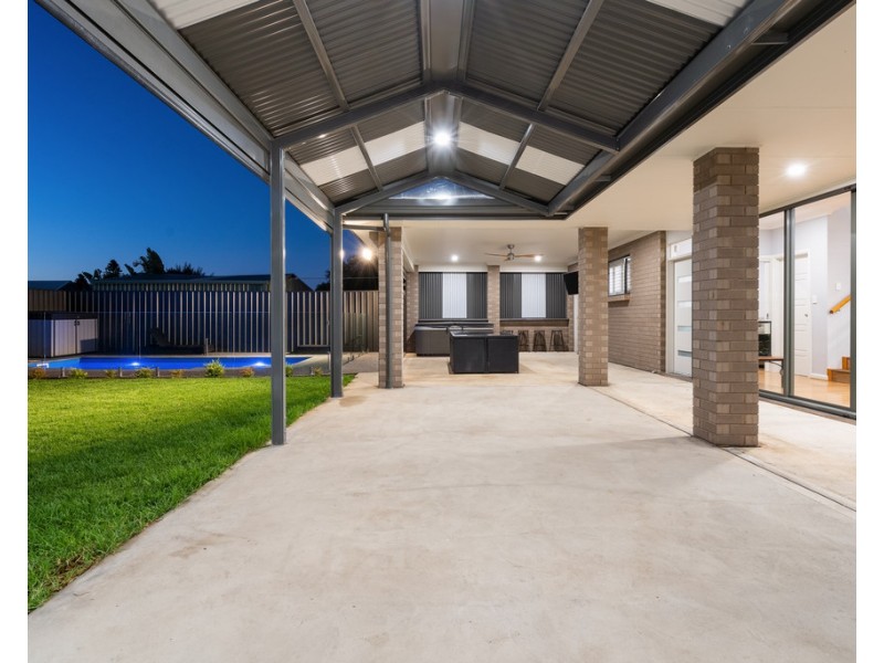 827 Military Road, North Haven SA 5018