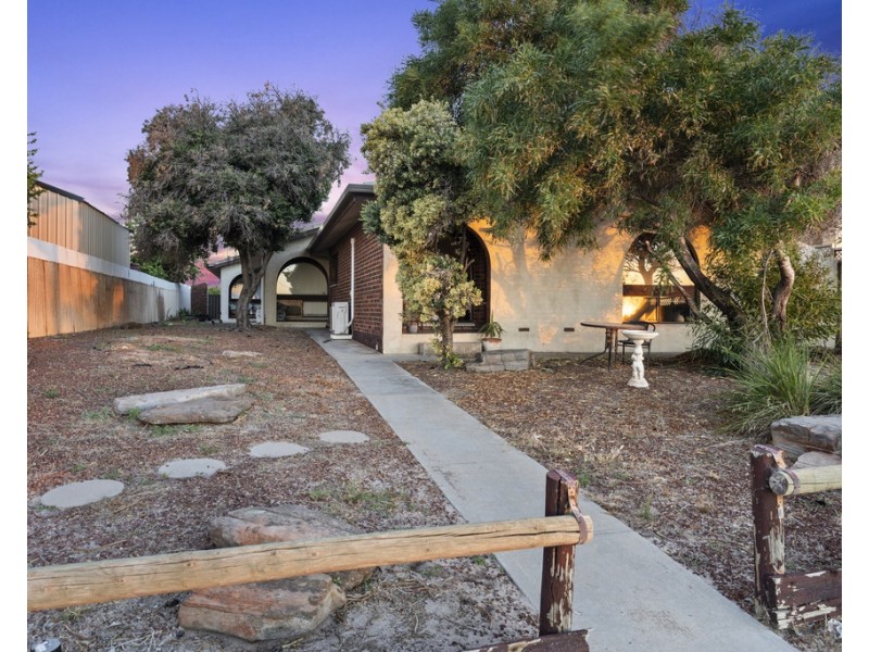 42 Esplanade, Semaphore SA 5019