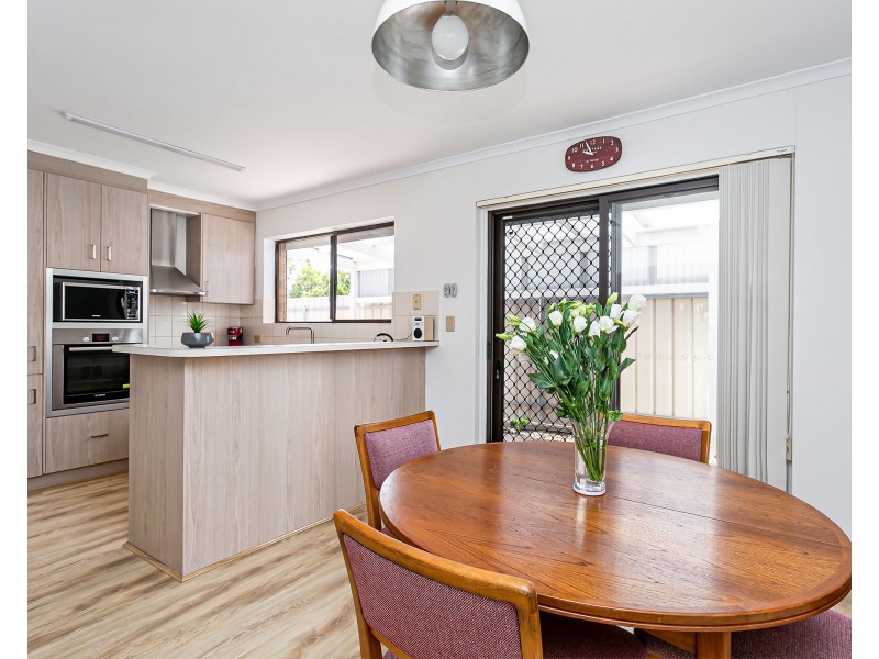 6/2 Island Drive, West Lakes SA 5021