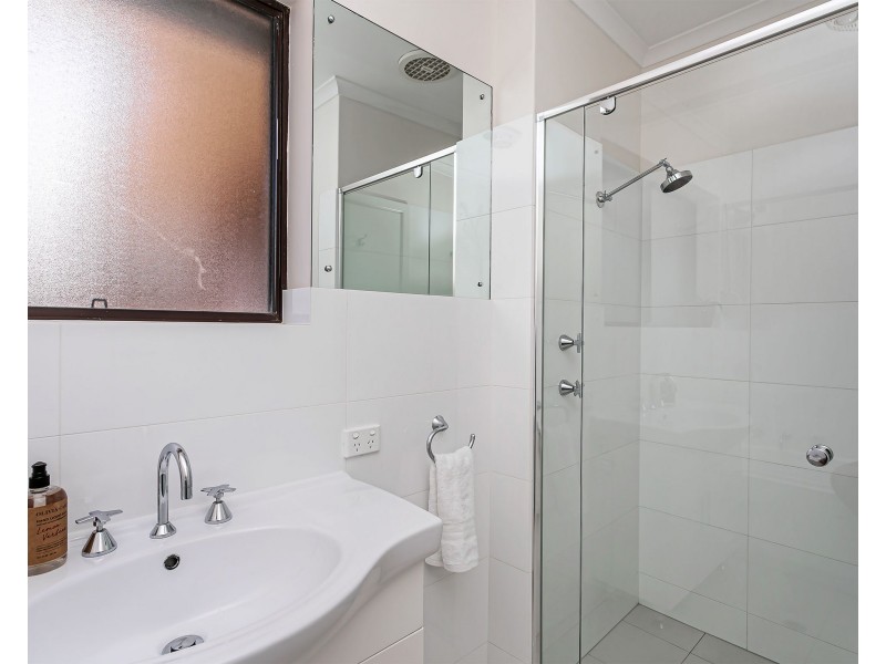 6/2 Island Drive, West Lakes SA 5021