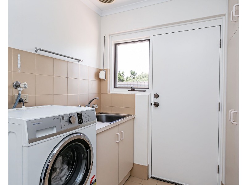 6/2 Island Drive, West Lakes SA 5021