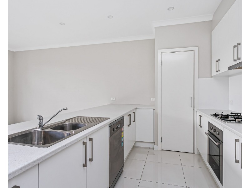 2 / 13 Bartlett Terrace, Semaphore Park SA 5019