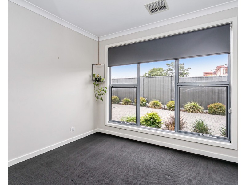 2 / 13 Bartlett Terrace, Semaphore Park SA 5019