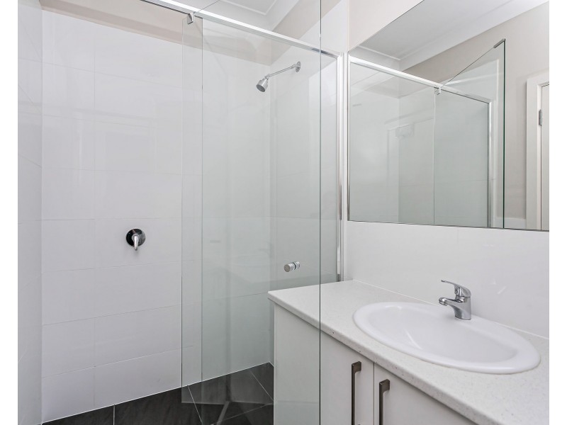 2 / 13 Bartlett Terrace, Semaphore Park SA 5019