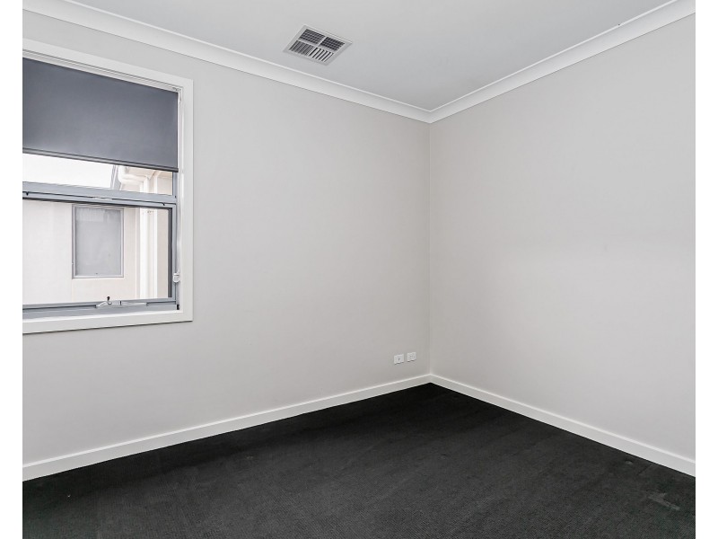 2 / 13 Bartlett Terrace, Semaphore Park SA 5019