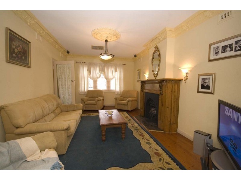 102 Palm Avenue, Royal Park SA 5014