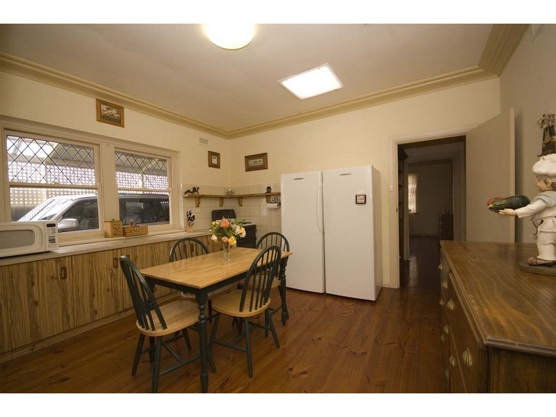 102 Palm Avenue, Royal Park SA 5014