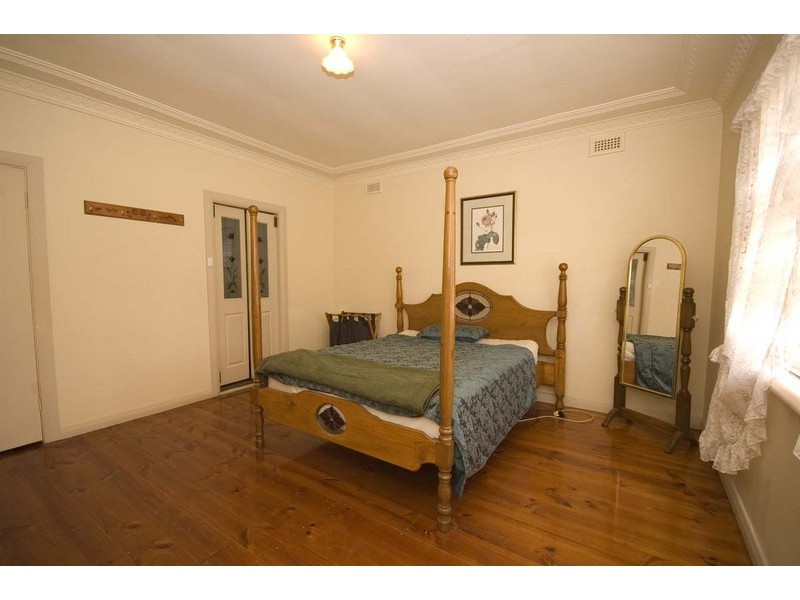 102 Palm Avenue, Royal Park SA 5014