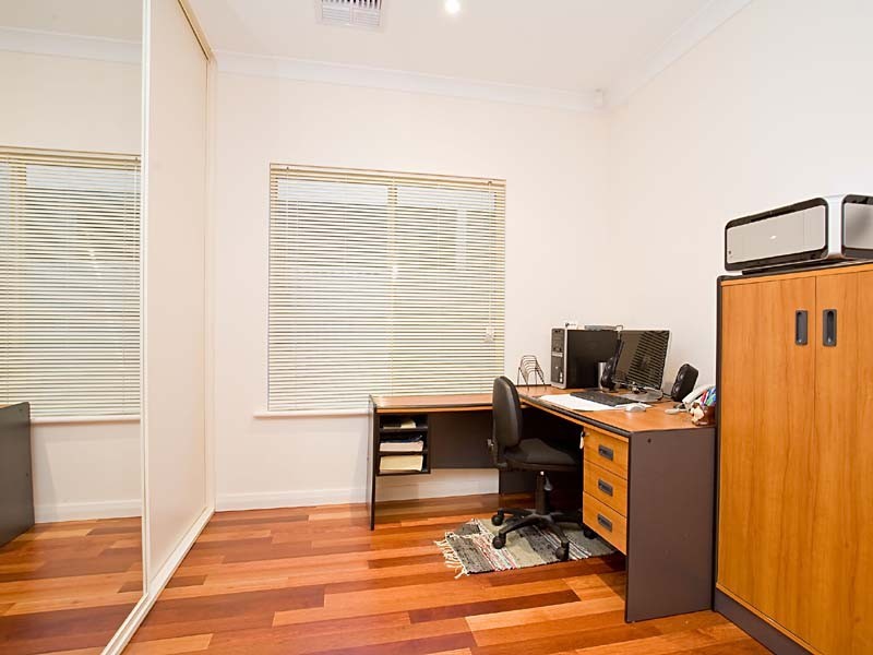 12 Hanson Street, Semaphore SA 5019