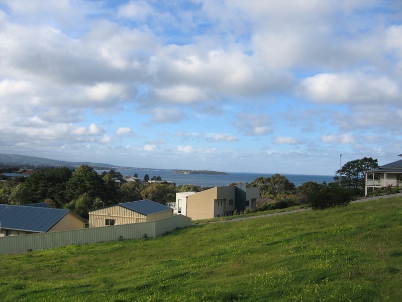 41 Solway Cres, Encounter Bay SA 5211