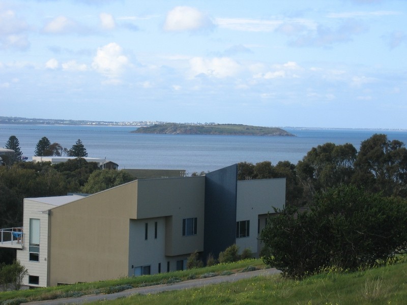 41 Solway Cres, Encounter Bay SA 5211