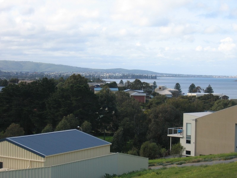 41 Solway Cres, Encounter Bay SA 5211