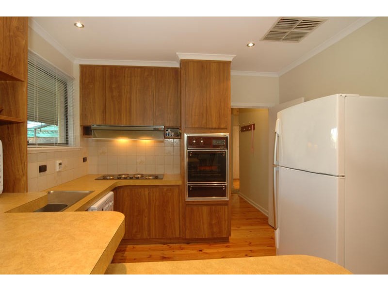 6 Horwood Avenue, Rostrevor SA 5073