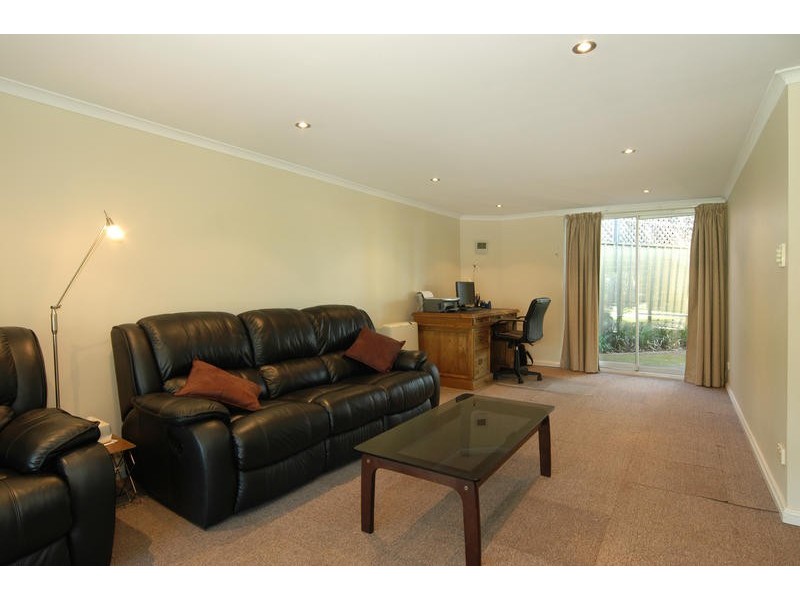 6 Horwood Avenue, Rostrevor SA 5073