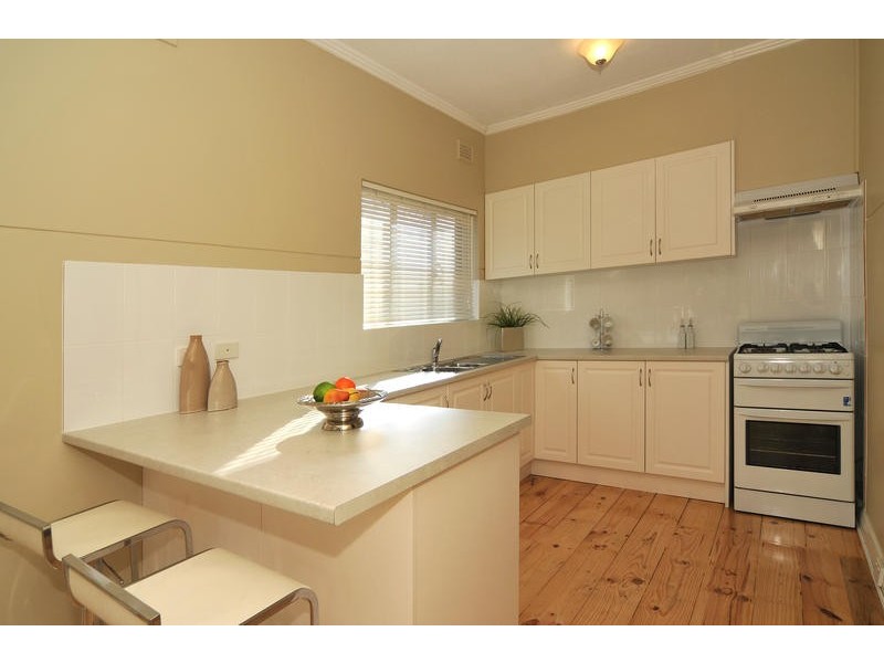 123 Jetty Road, Largs Bay SA 5016