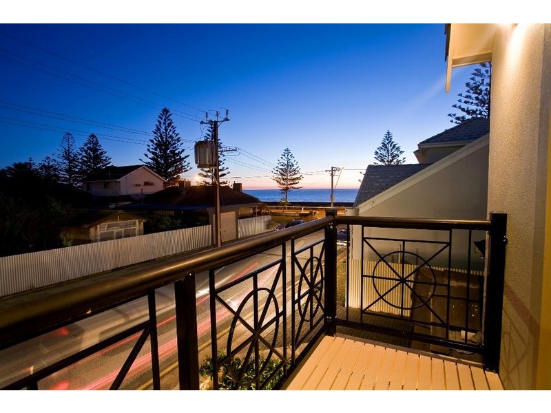 1 Kybunga Terrace, Largs North SA 5016