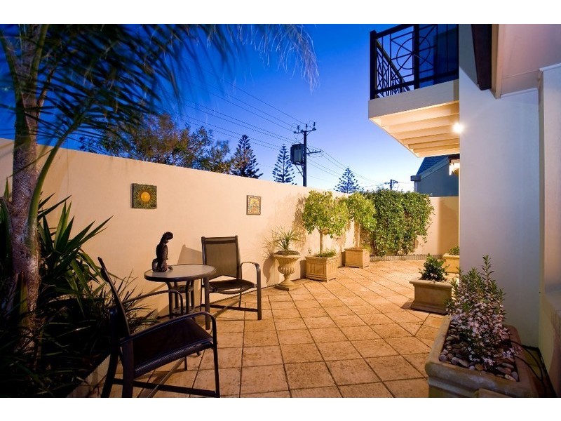 1 Kybunga Terrace, Largs North SA 5016