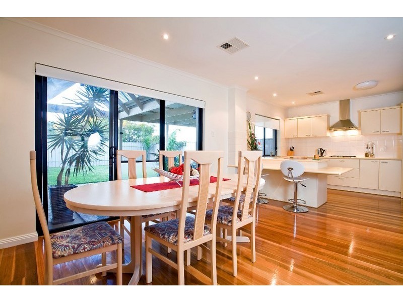 1 Kybunga Terrace, Largs North SA 5016